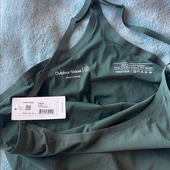 NWT Outdoor Voices Exercise Dress - Evergreen - Picture 2 of 4